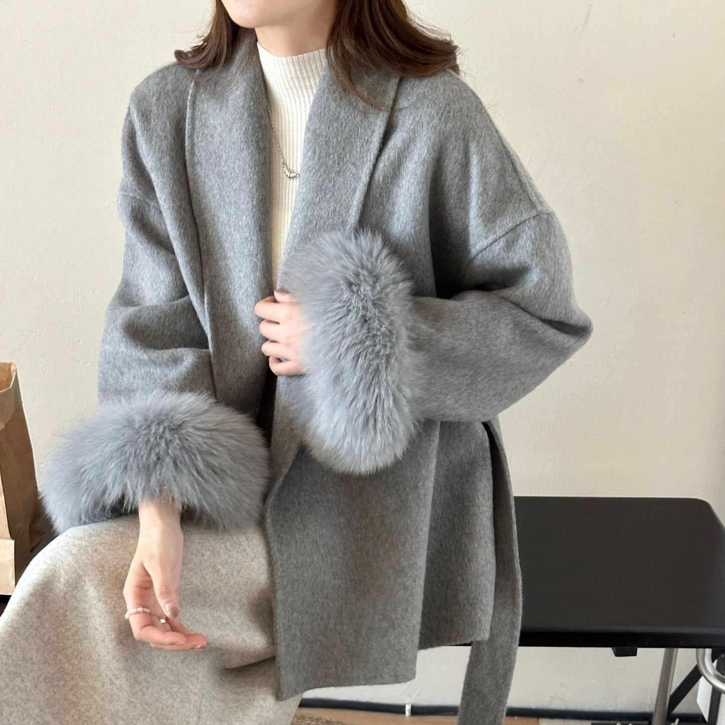 Double-faced cashmere coat with tie top