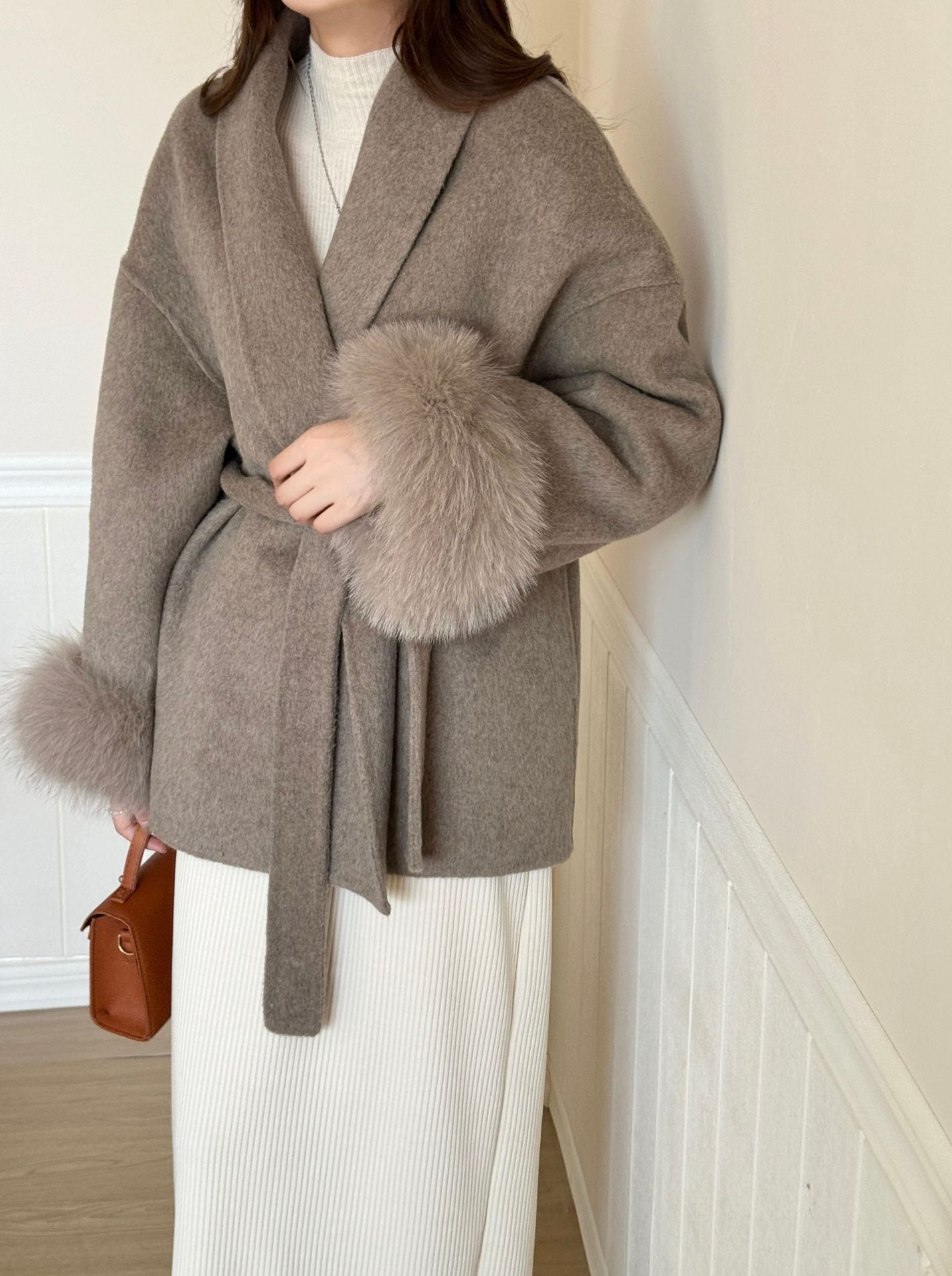 Double-faced cashmere coat with tie top
