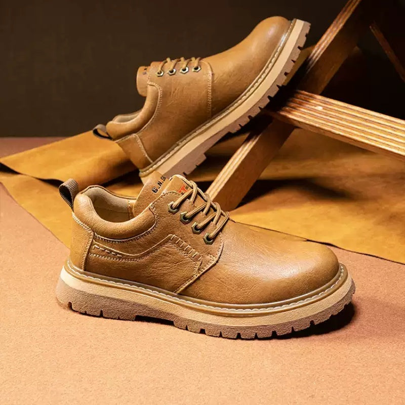 Spring and autumn retro casual men's leather shoes